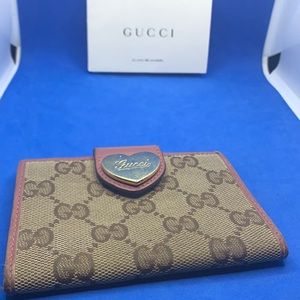 Gucci Guccisimo vintage heart‎ 💜 ❤️ 💜 wallet ID holder